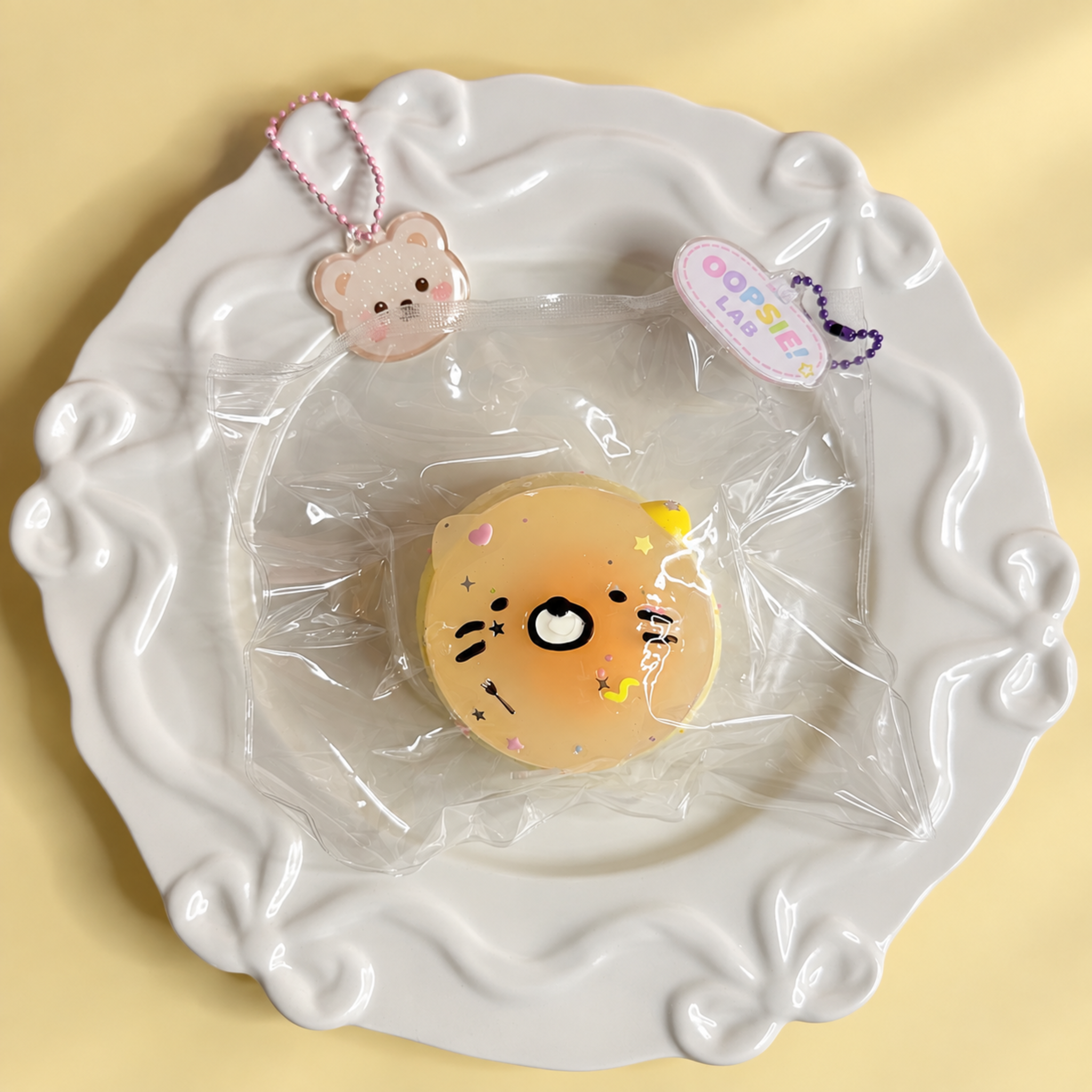 Cheerful Cat Mochi Puff
